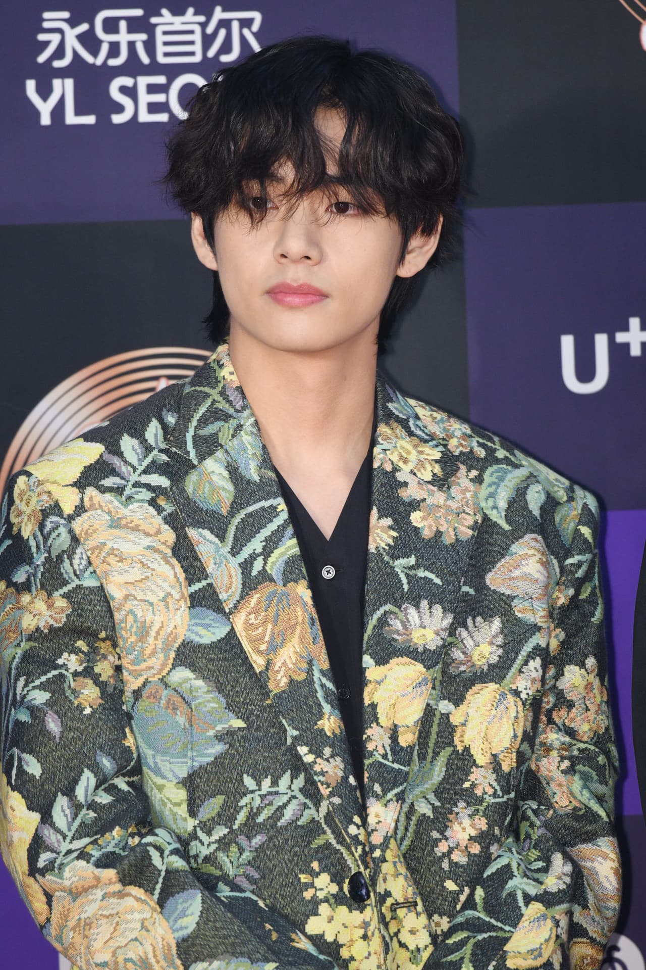 SEOUL, SOUTH KOREA - JANUARY 05: Kim Tae-Hyung of Bangtan Boys arrives at the photocall for the 34th Golden Disc Awards on January 05, 2020 in Seoul, South Korea. (Photo by The Chosunilbo JNS/Imazins via Getty Images)