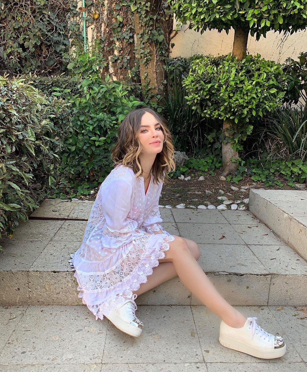 Desde pequeña, Belinda se dedicó a la actuación en México, público al que cautivó con las telenovelas infantiles que protagonizó como 'Aventuras en el Tiempo', y después, con su carrera como cantante. Su cuenta tiene más de 10.3 millones de seguidores y eso la posiciona como la onceava más seguida en Instagram.