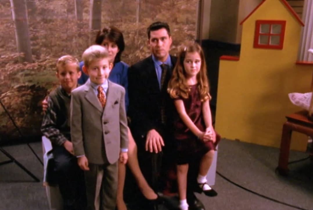 “Dewey, sal de ahí, esa no es tu familia”- Lois