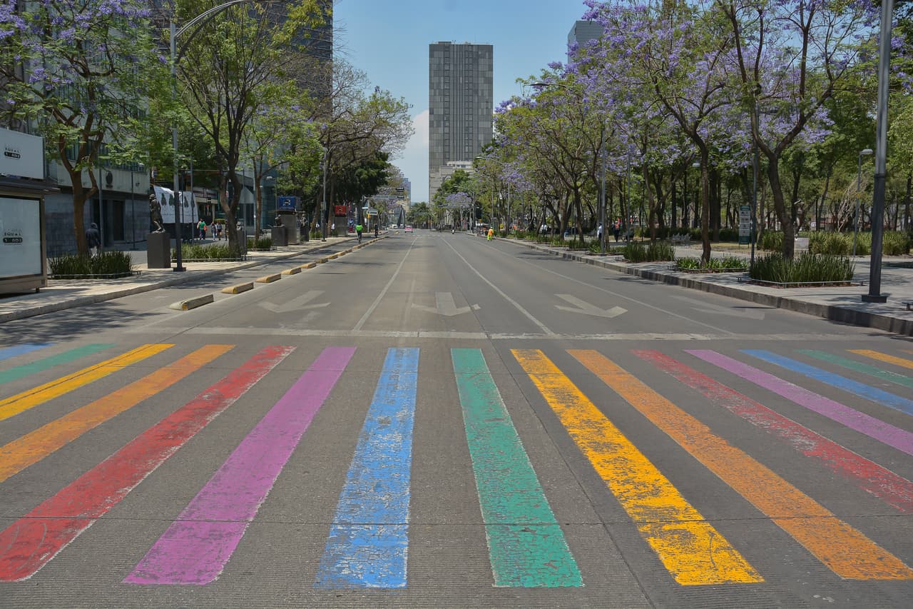 MEXICO CITY, MEXICO - APRIL 6: 'Avenida Juarez' almost empty during a quiet afternoon in the historic center due to the #SanaDistancia campaign, which asks the public to respect social distancing and keep a minimum of 1.5 meters apart as the government attempts to prevent the spread of coronavirus (COVID-19) in the city, on April 6, 2020 in Mexico City, Mexico. Health Emergency was declared by National Government and Non-essential activities have been suspended nationwide until April 30. The Coronavirus (COVID-19) pandemic has spread to many countries across the world, claiming over 70,000 lives and infecting over a million more. (Photo by Medios y Media/Getty Images)