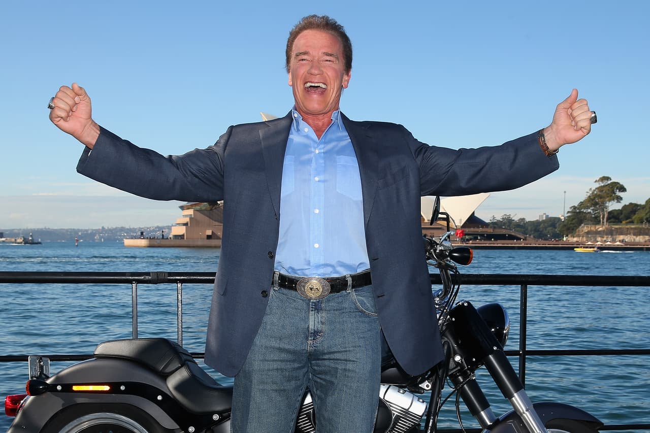 Arnold Schwarzenegger participó en el 2015, durante la edición XXXI del evento.
<br>
<br>El protagonista de Terminator fue incluido en el salón de la fama de la WWE un día antes de aparecer en la entrada de Triple H.