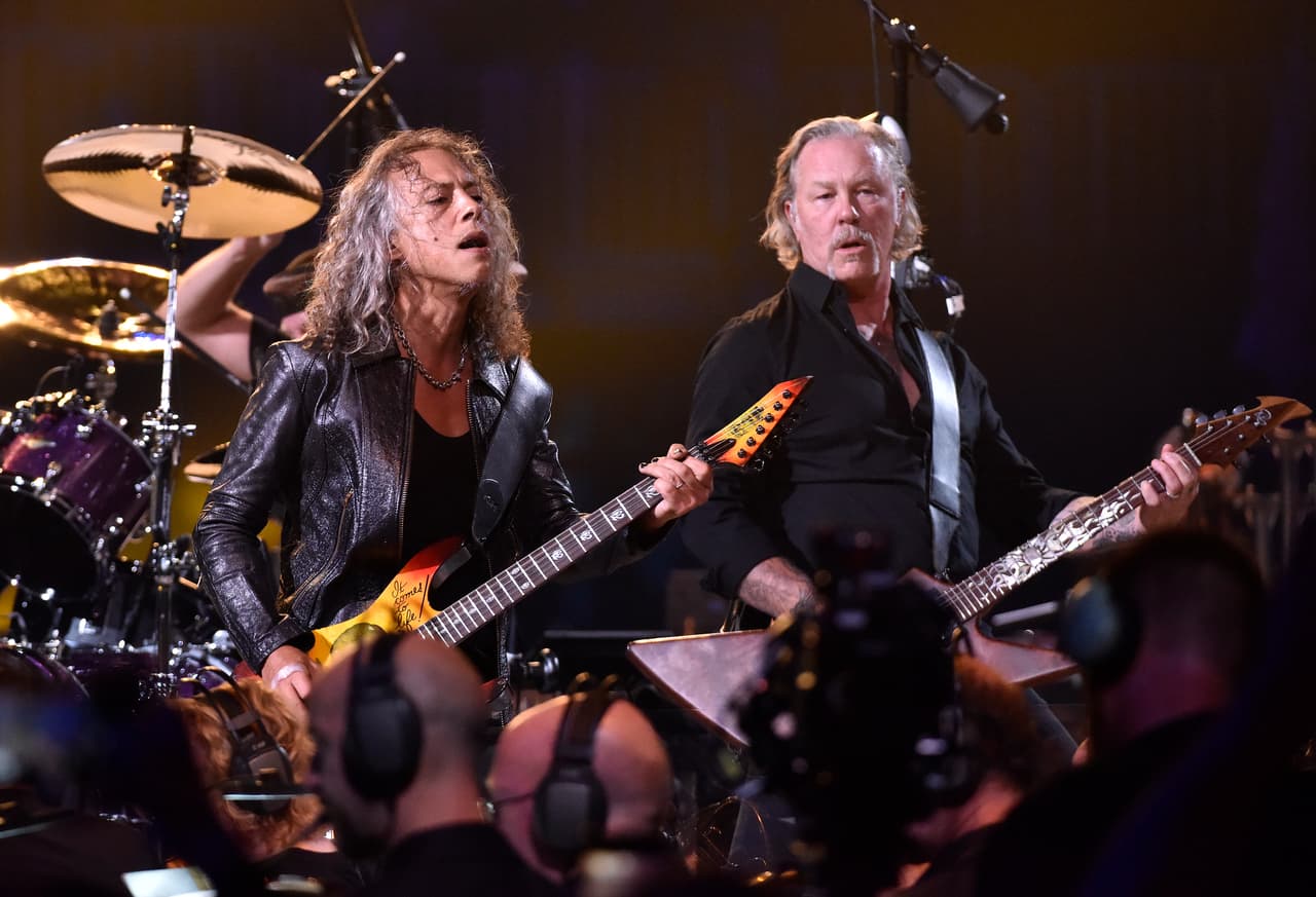 SAN FRANCISCO, CALIFORNIA - SEPTEMBER 06: Kirk Hammett (L) and James Hetfield of Metallica perform during the "S&M2" concerts at the opening night at Chase Center on September 06, 2019 in San Francisco, California. (Photo by Tim Mosenfelder/Getty Images)
