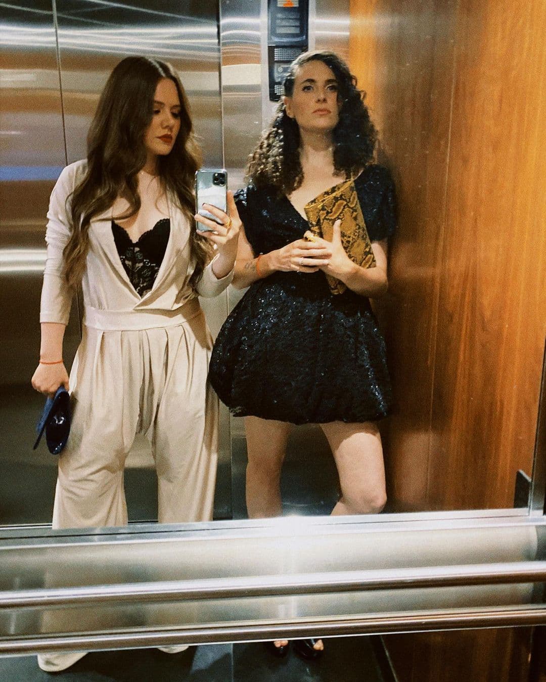 "Mi amor precioso, celebro tu vida hoy y todos los días. Y aunque hoy hace unos años tú naciste, yo volví a nacer cuando te conocí y desde entonces solo mejoras mi vida día con día.", le escribió en su cumpleaños.
<br>