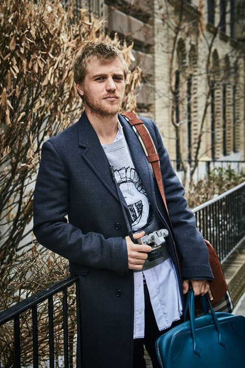 Johnny Flynn se convertirá en Bowie cuando tenía apróximadamente 23 años