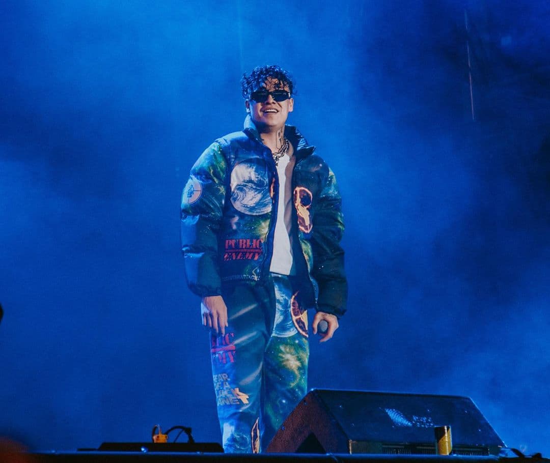 Alemán traerá todo su rap a los Spotify Awards, los cuales iniciarán a las 8 en punto de este jueves.