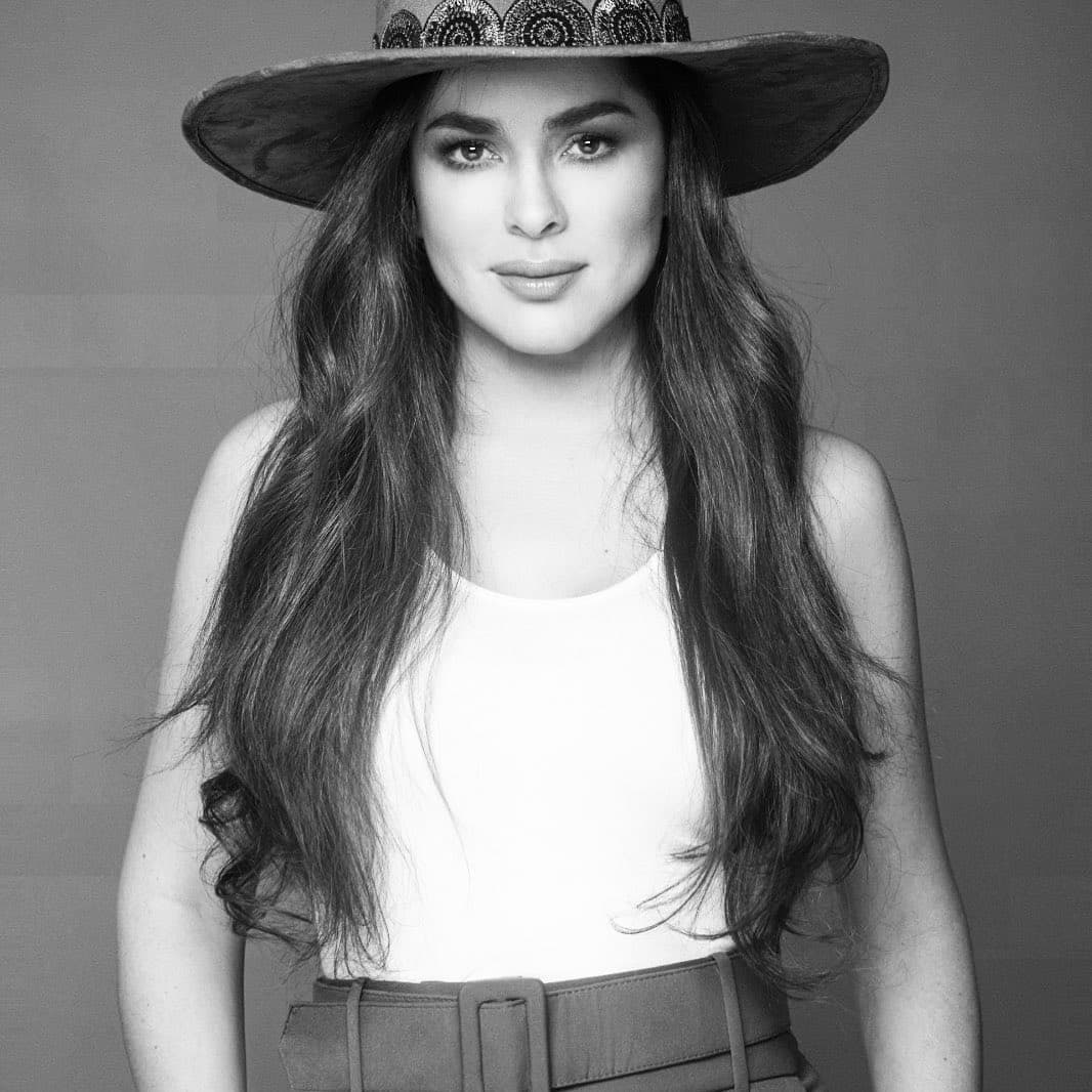 La actriz colombiana, Danna García, compartió que fue diagnosticada por coronavirus. Danna ha participado en producciones como "Pasión de Gavilanes" y "Un Gancho al Corazón".