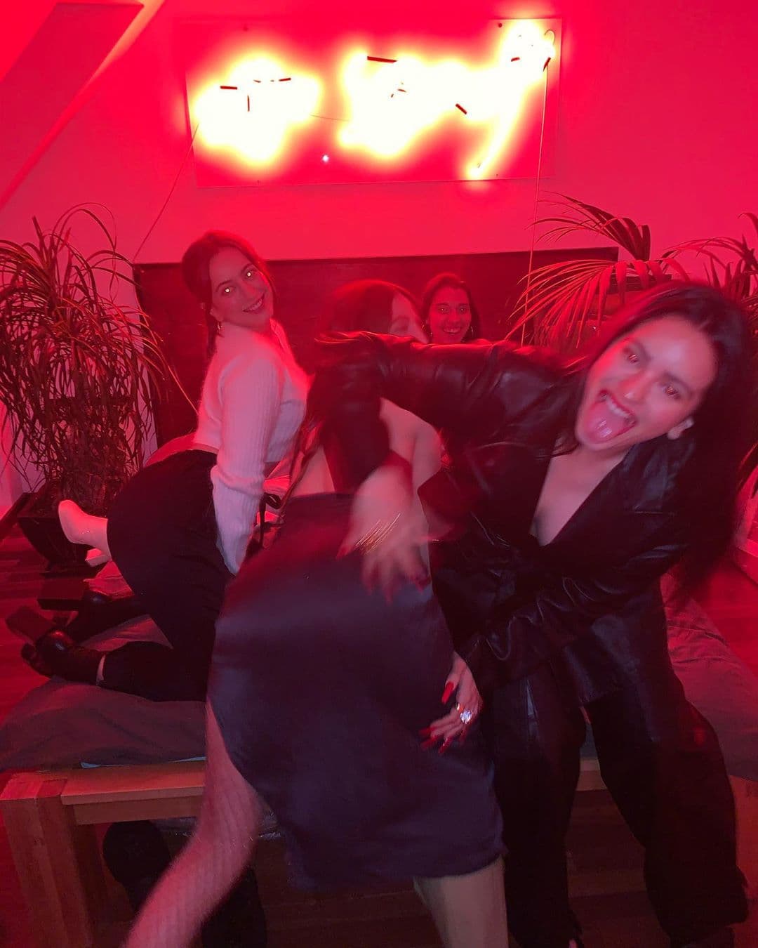 Incluso, uno de los momentos que se virilizaron de este festejo, fue aquel video que compartió en su cuenta de Twitter, cantando el popular villancico, “Burrito Sabanero”.