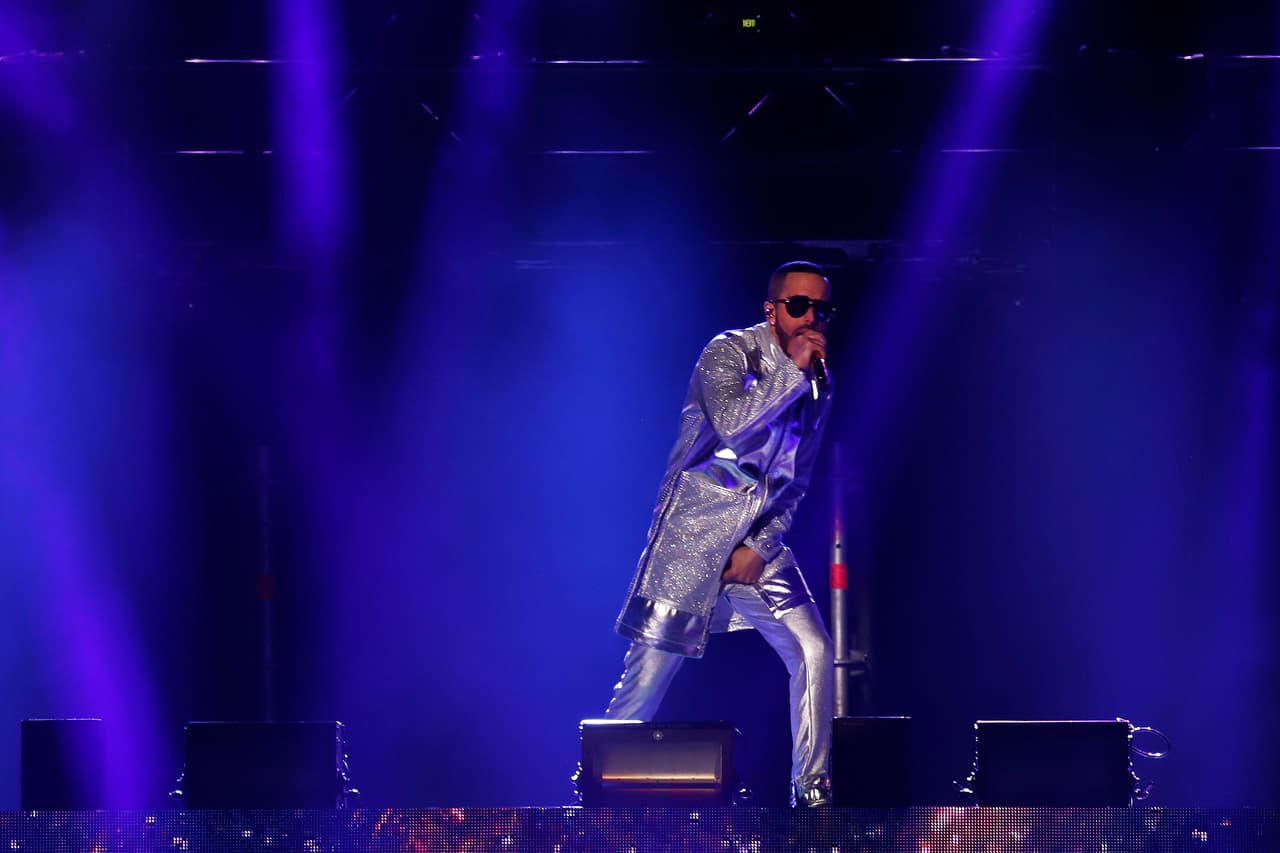 Las canciones de su más reciente producción, "Reggaetón en lo oscuro", no se hicieron esperar.