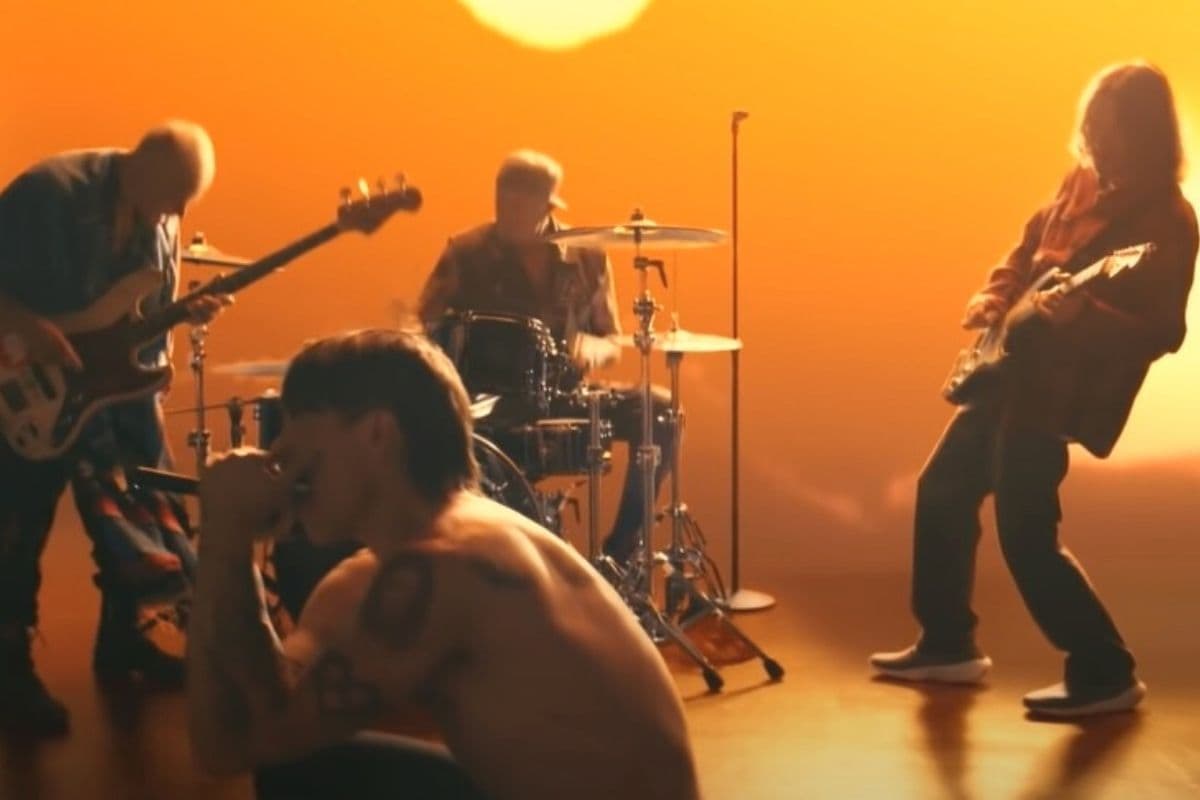 Red Hot Chili Peppers regresa a su alineación más icónicaa