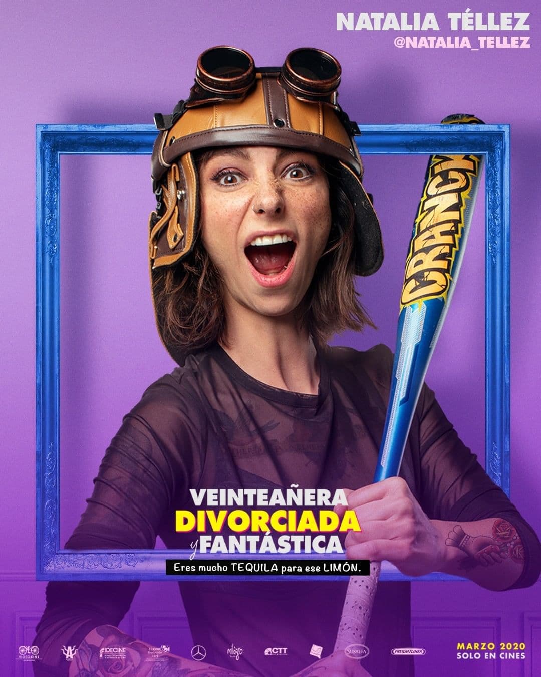 La comedia dirigida por Noé Santillán-López cuenta la historia de “Regina", quien siempre soñó con casarse y tuvo que despertar a la realidad de divorciarse. En la película, Natalia Tellez interpreta a su amiga, "Tábata".