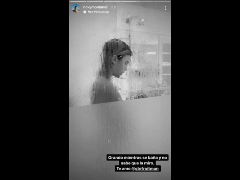 Rcky Montaner es criticado por publciar una foto de su esposa bañándose, sin su consentimiento.