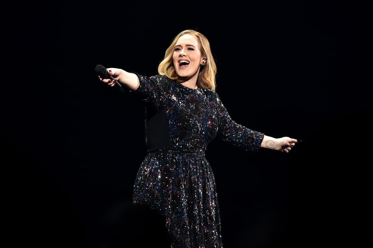 BIRMINGHAM, ENGLAND - MARCH 29: Adele performs at Genting Arena on March 29, 2016 in Birmingham, England. (Photo by Gareth Cattermole/Getty Images)