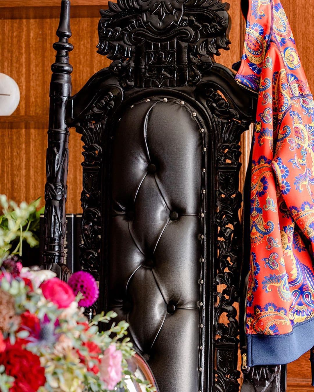 Cabe recalcar que, como dato curioso, las únicas imágenes de la casa que sí utilizaron para el programa, fueron las de la fachada, pues todo lo demás eran sets de televisión en un estudio.