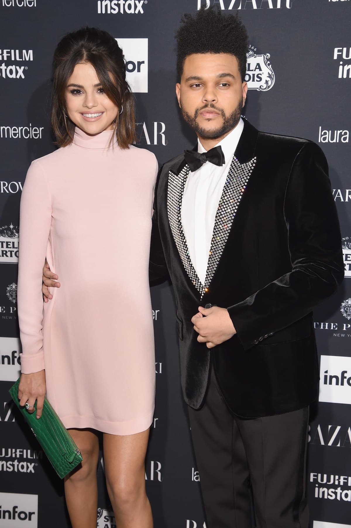 The Weeknd junto a Selena Gomez