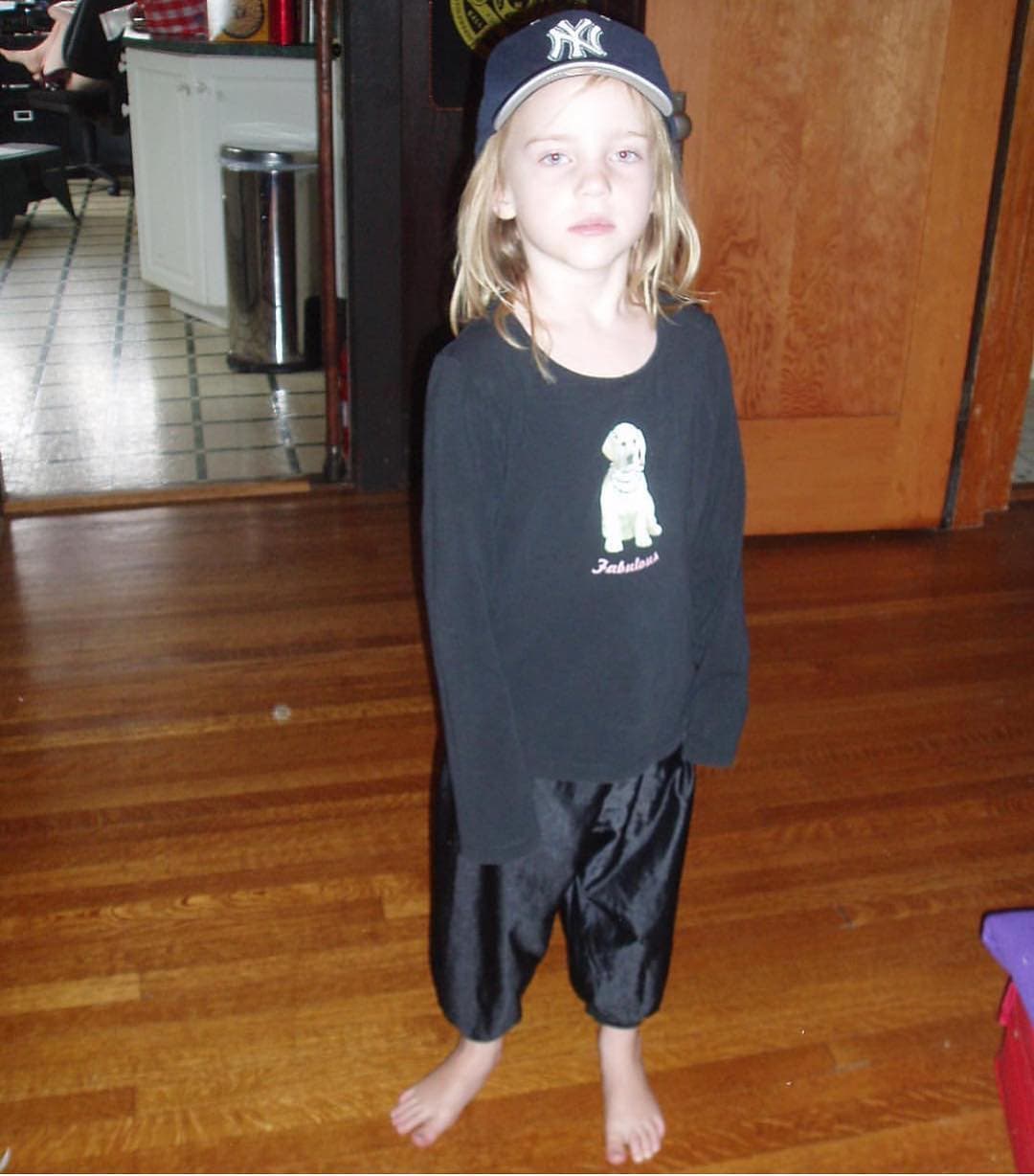 Además,Billie Eilish Pirate Baird O'Connell, nombre completo de la cantante, siempre mostró tener gran estilo; desde su nombre único hasta en su manera de vestirse.