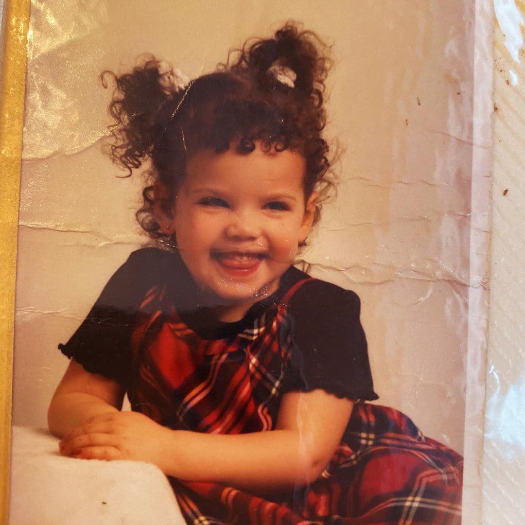 Ashley Nicolette Frangipane nació un 29 de septiembre de 1994 en Nueva Jersey, Estados Unidos. A pesar de su lugar de origen, Halsey se identifica más con el estado vecino al de su nacimiento, Nueva York.