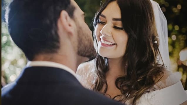 Yuridia se casó con Matías Aranda y compartió fotos en sus redes sociales.